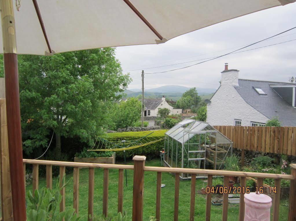 Brookford B&B Dalry  ภายนอก รูปภาพ